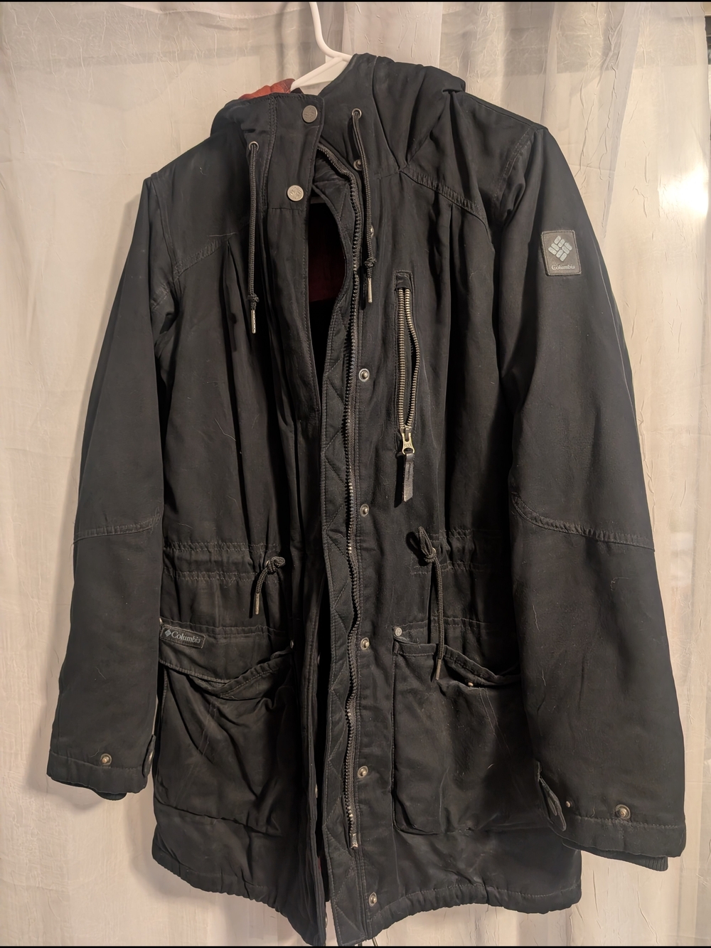 Columbia Black Hooded Field Parka with Red Lining Size M